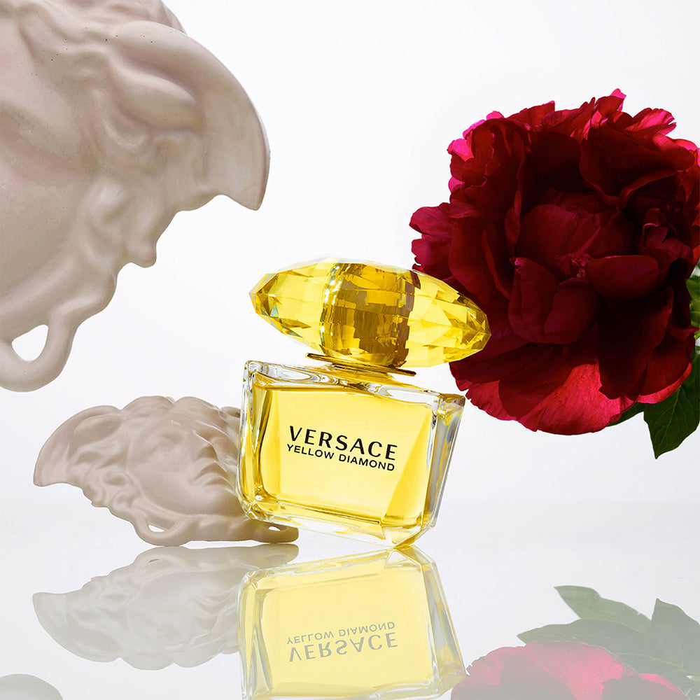 Versace Yellow Diamond Eau De Toilette Spray for Women